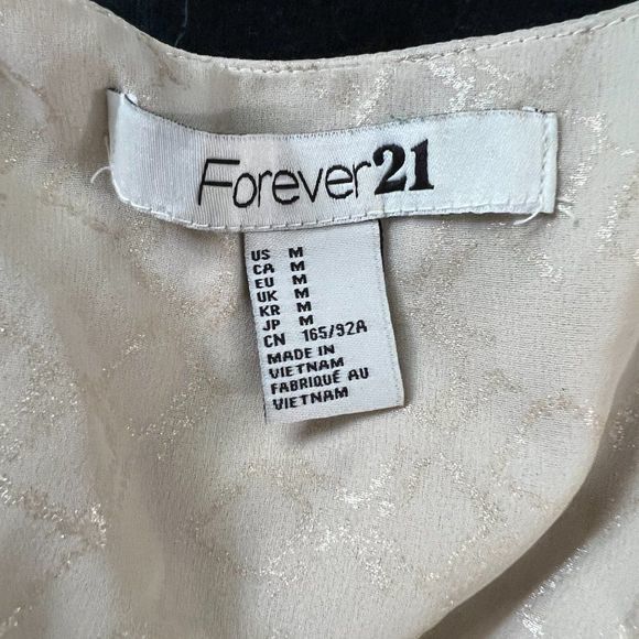 🌿4/$35🌿 FOREVER 21‎ Biege Gold Scoop Neck Blouse (M) - Picture 6 of 8